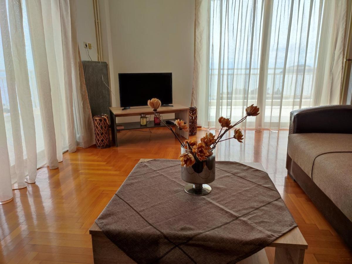 Thea Court Clio & Erato Apartments PalaiónTsiflíkion Esterno foto